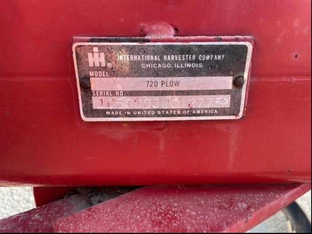 Image of International Harvester 720 equipment image 1