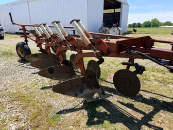 Main image International Harvester 720