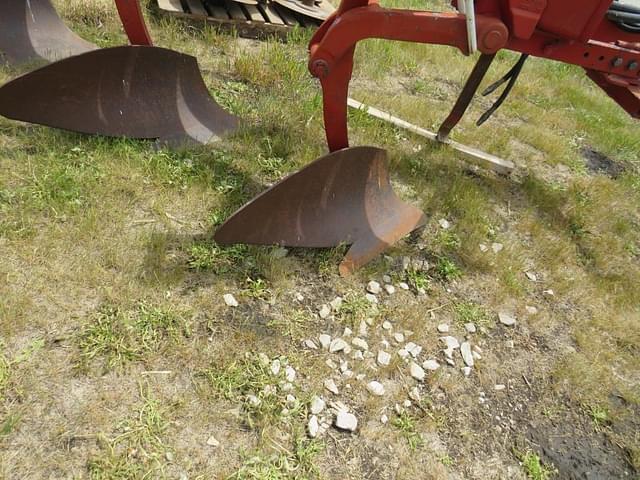 Image of International Harvester 720 equipment image 4
