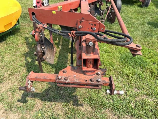 Image of International Harvester 720 equipment image 3