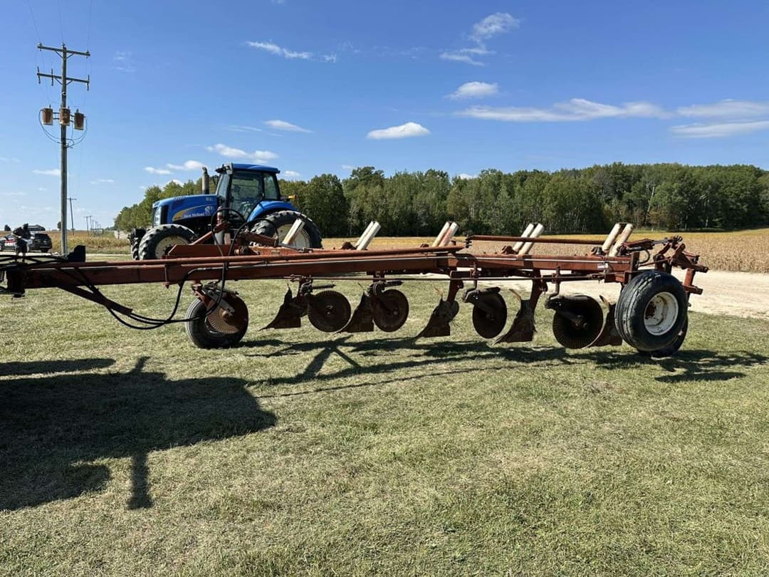 Image of International Harvester 720 Primary image