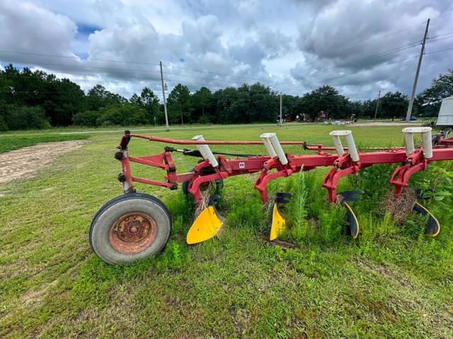 Image of International Harvester 720 equipment image 3