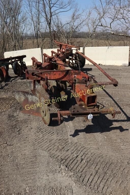 International Harvester 720 Equipment Image0