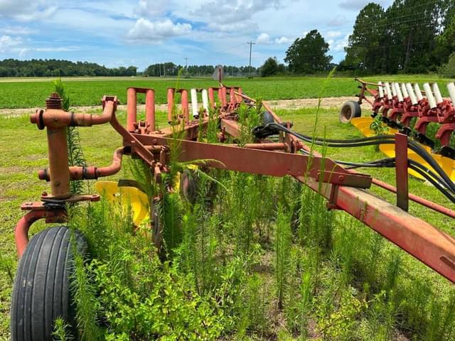 Image of International Harvester 720 equipment image 1
