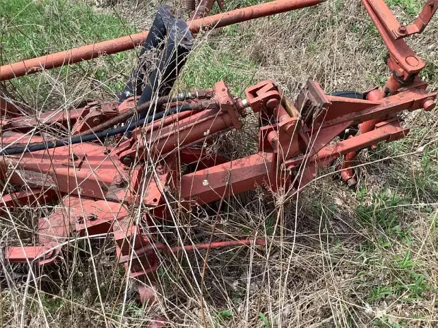 Image of International Harvester 720 equipment image 3