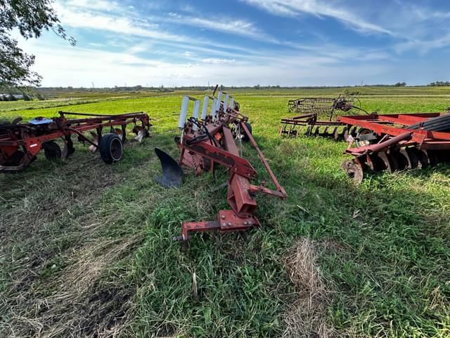 Image of International Harvester 720 equipment image 3