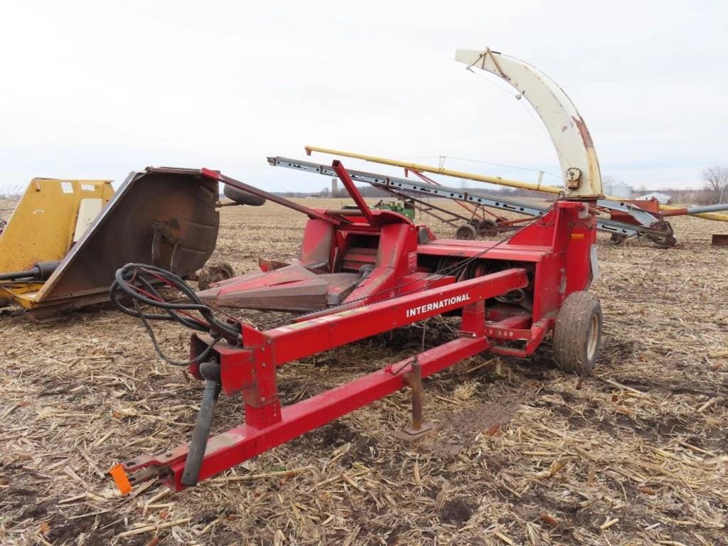 Main image International Harvester 720