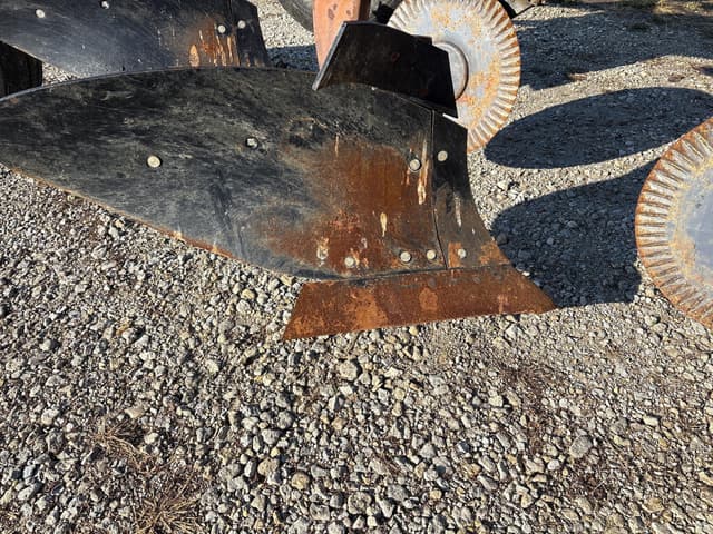 Image of International Harvester 720 equipment image 3