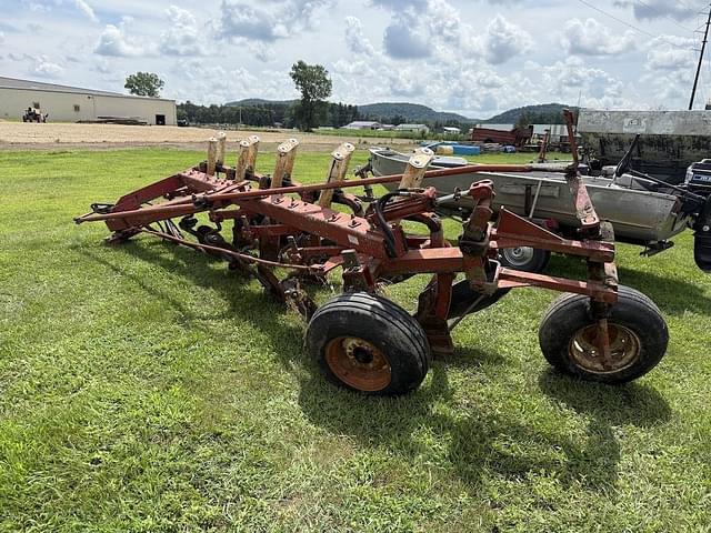 Image of International Harvester 720 equipment image 4