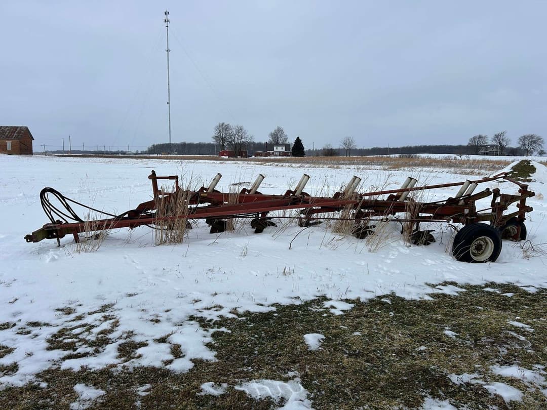 Image of International Harvester 720 Primary image