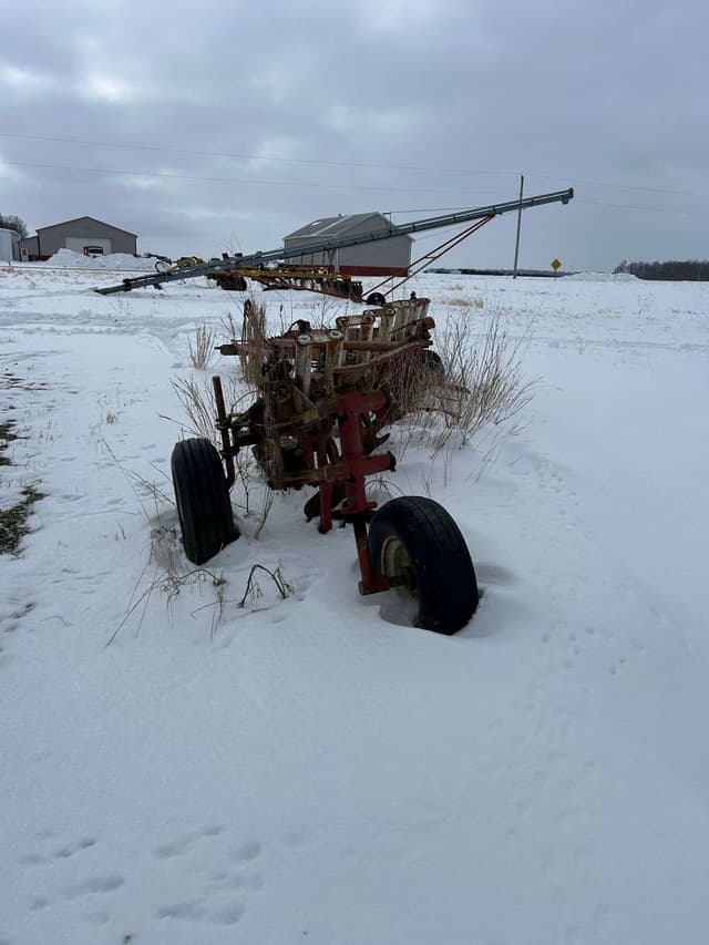 Image of International Harvester 720 equipment image 3