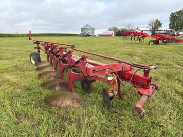 Main image International Harvester 720