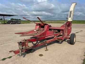 Main image International Harvester 720