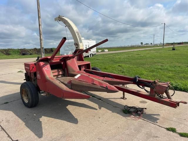 Image of International Harvester 720 equipment image 2