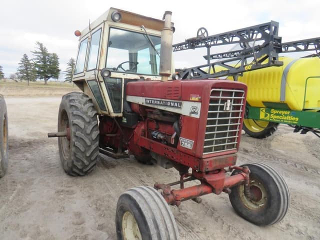 Image of International Harvester 756 equipment image 2