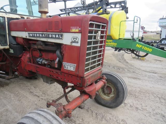 Image of International Harvester 756 equipment image 3