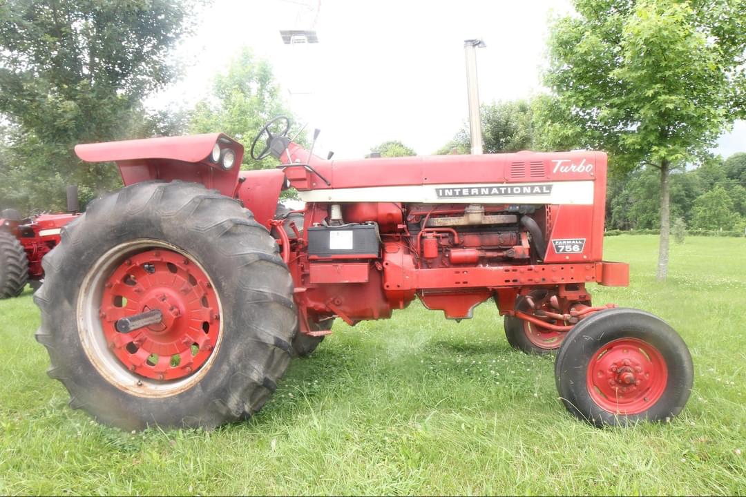 Image of International Harvester 756 Primary image