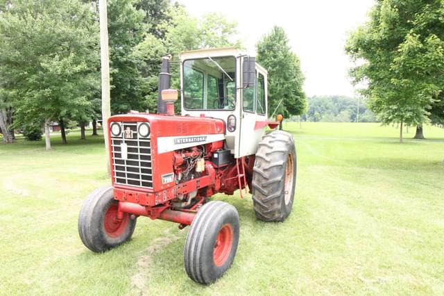 Image of International Harvester 756 equipment image 2