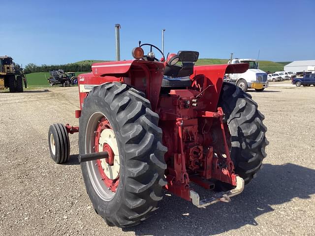Image of International Harvester 756 equipment image 3