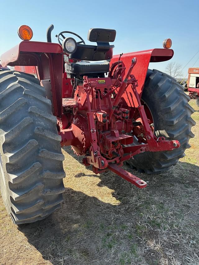 Image of International Harvester 766 equipment image 1
