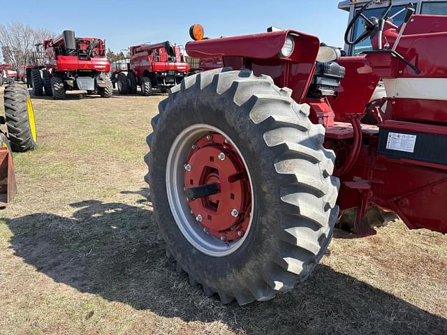 Image of International Harvester 766 equipment image 3