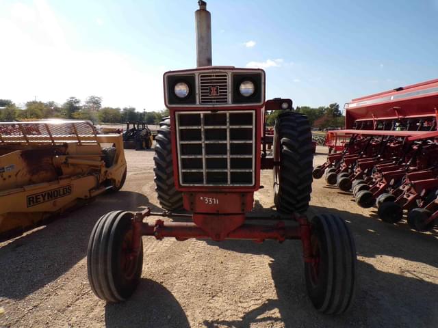 Image of International Harvester 766 equipment image 2
