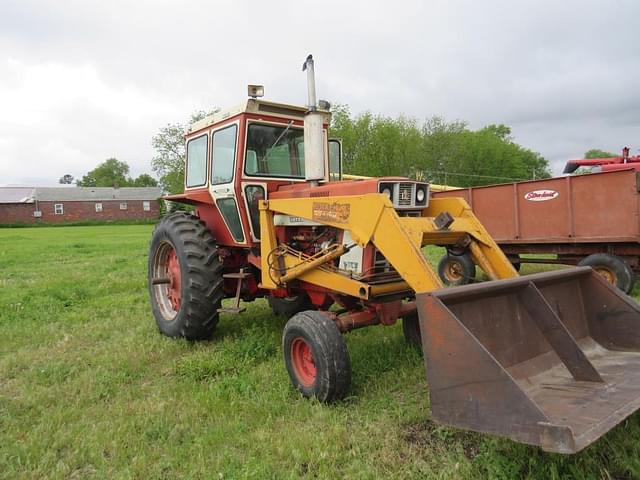 Image of International Harvester 766 equipment image 2
