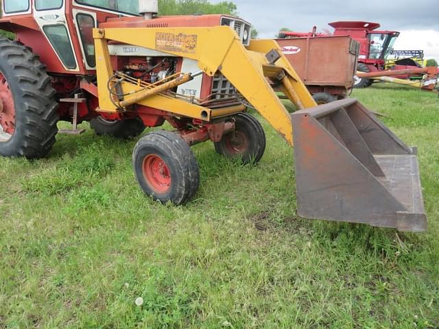 Image of International Harvester 766 equipment image 3