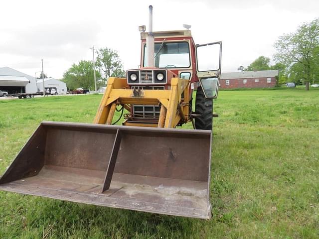 Image of International Harvester 766 equipment image 1