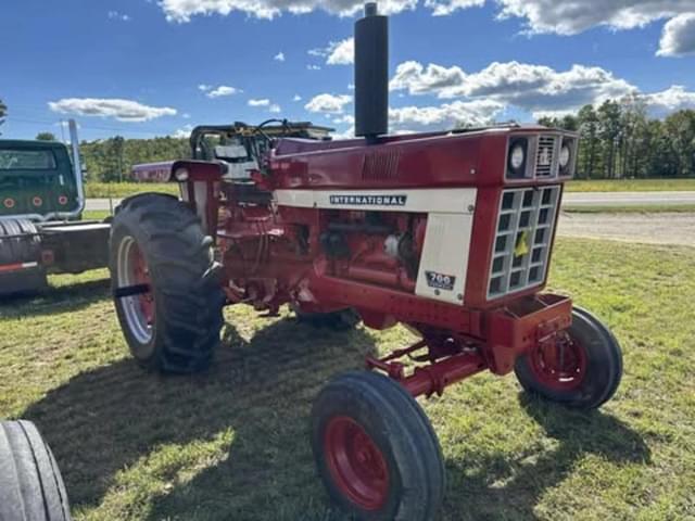 Image of International Harvester 766 equipment image 1