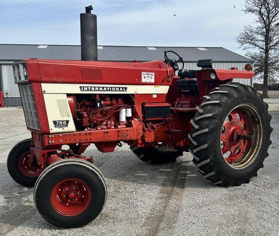 Image of International Harvester 766 Primary image