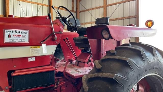 Image of International Harvester 766 equipment image 3