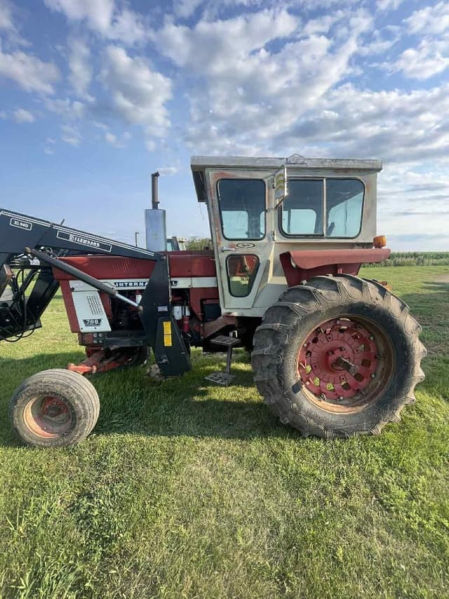 Image of International Harvester 766 equipment image 4