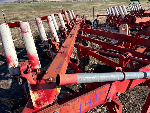 Image of International Harvester 770 equipment image 3