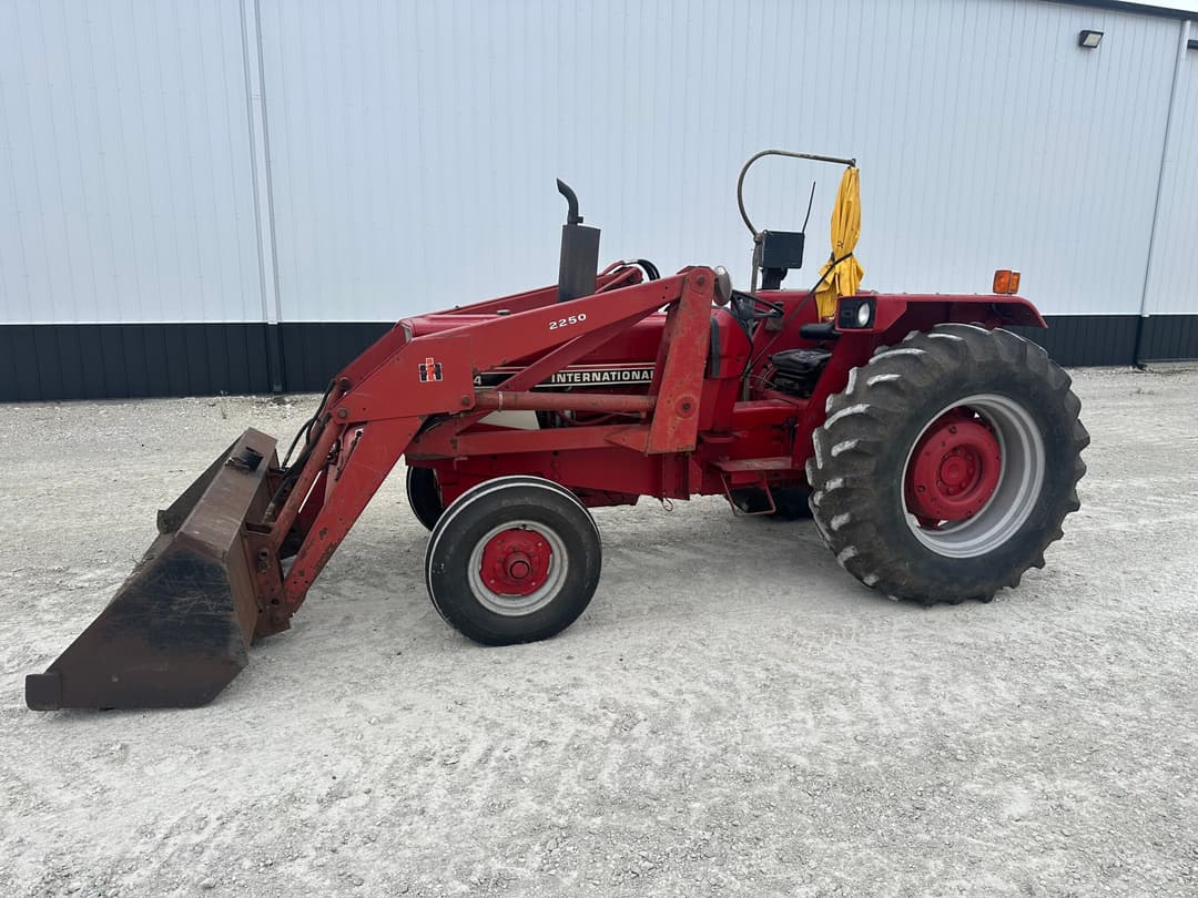 Image of International Harvester 784 Primary image