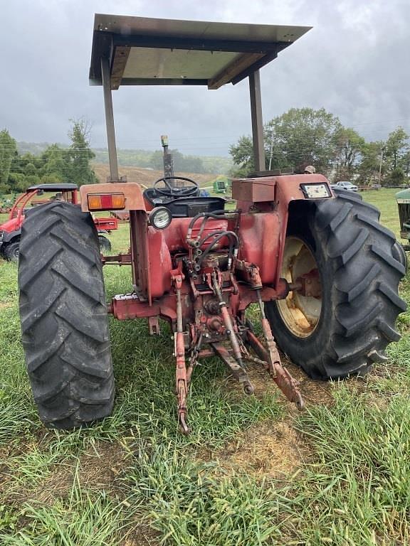 Image of International Harvester 784 equipment image 2