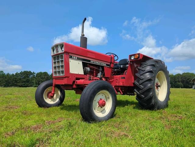 Image of International Harvester 784 equipment image 2