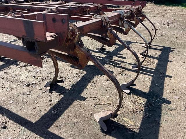 Image of International Harvester Undetermined equipment image 4