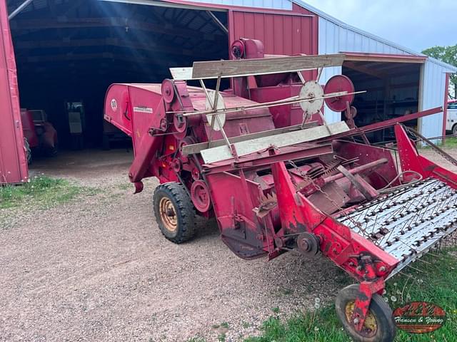 Image of International Harvester 80 equipment image 1