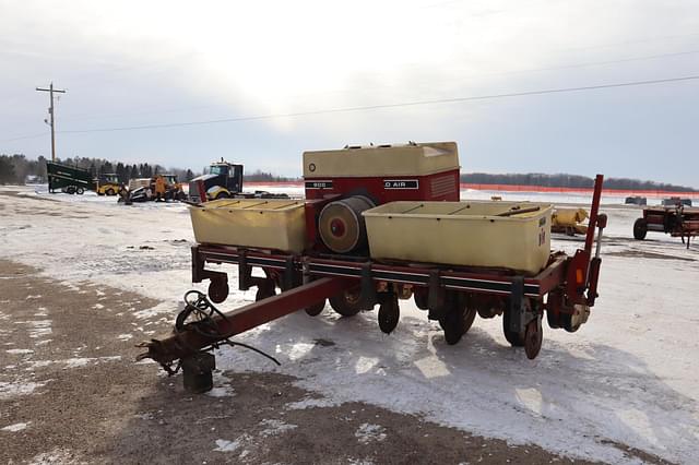 Image of International Harvester 800 Cyclo Air equipment image 2