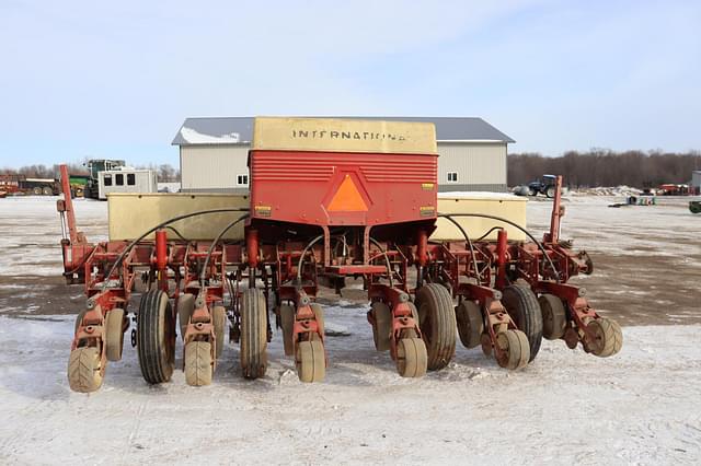 Image of International Harvester 800 Cyclo Air equipment image 4