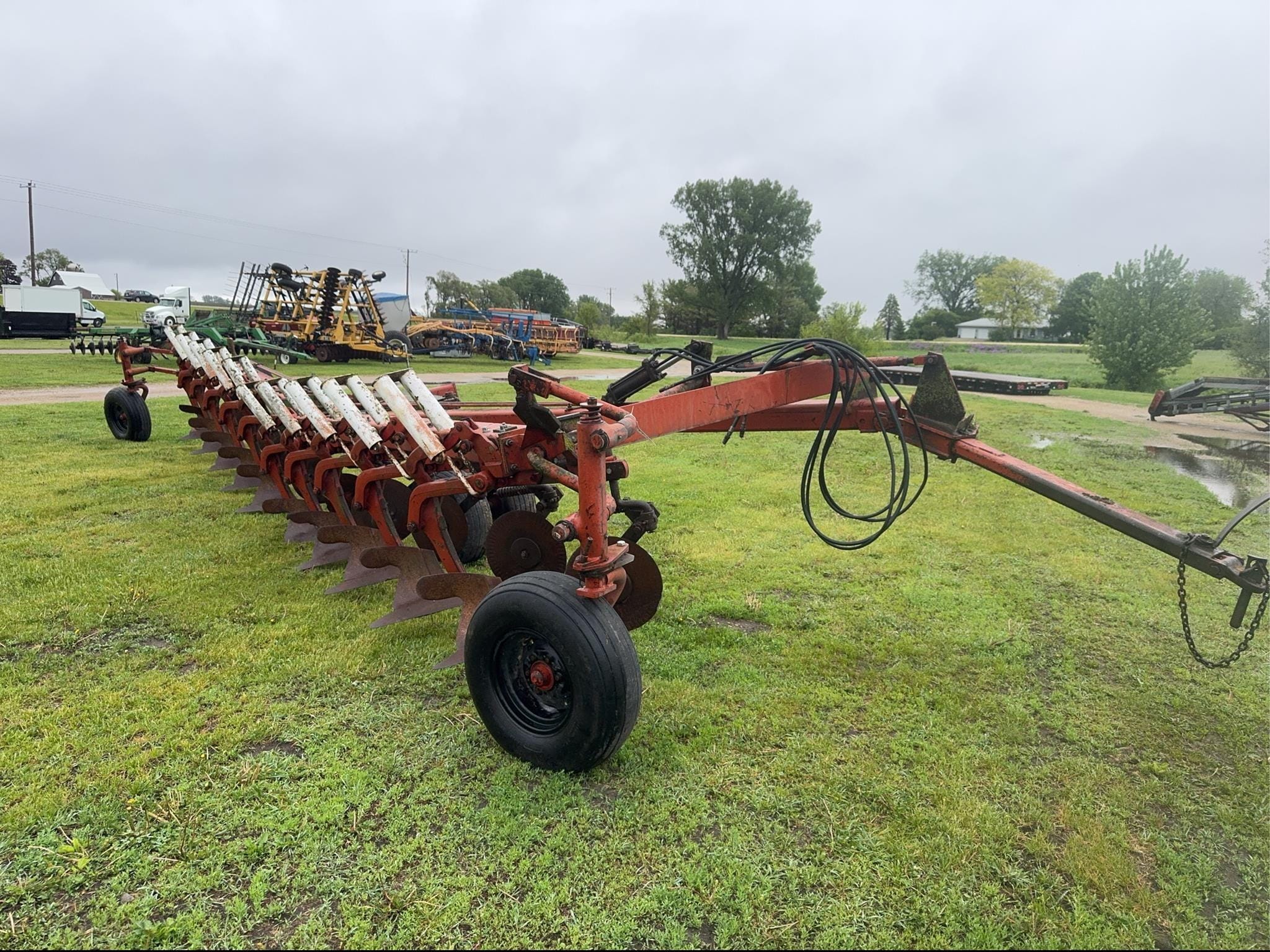 International Harvester 800 Equipment Image0