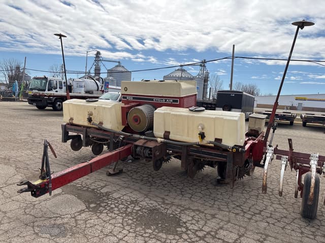 Image of International Harvester 800 Cyclo Air equipment image 2