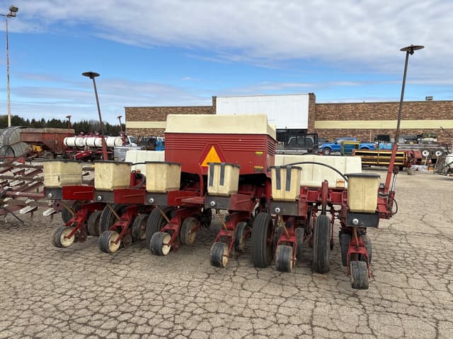 Image of International Harvester 800 Cyclo Air equipment image 3