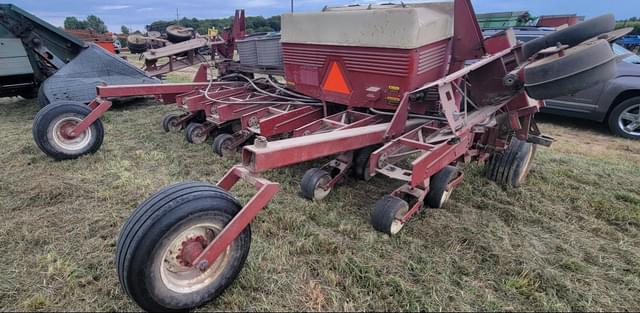Image of International Harvester 800 Cyclo Air equipment image 4