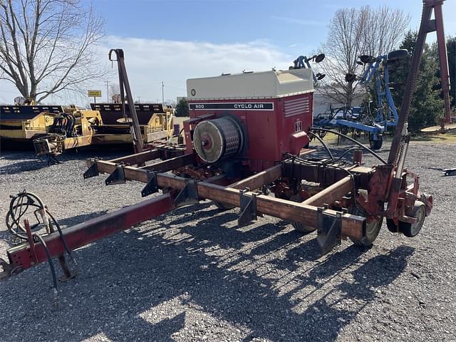 Image of International Harvester 800 Cyclo Air equipment image 2