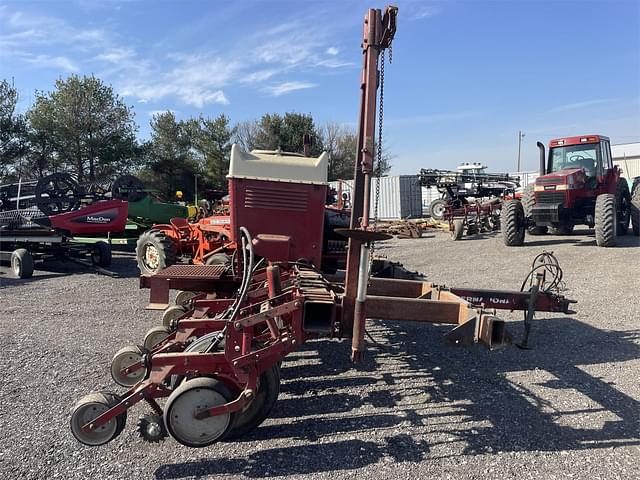 Image of International Harvester 800 Cyclo Air equipment image 4