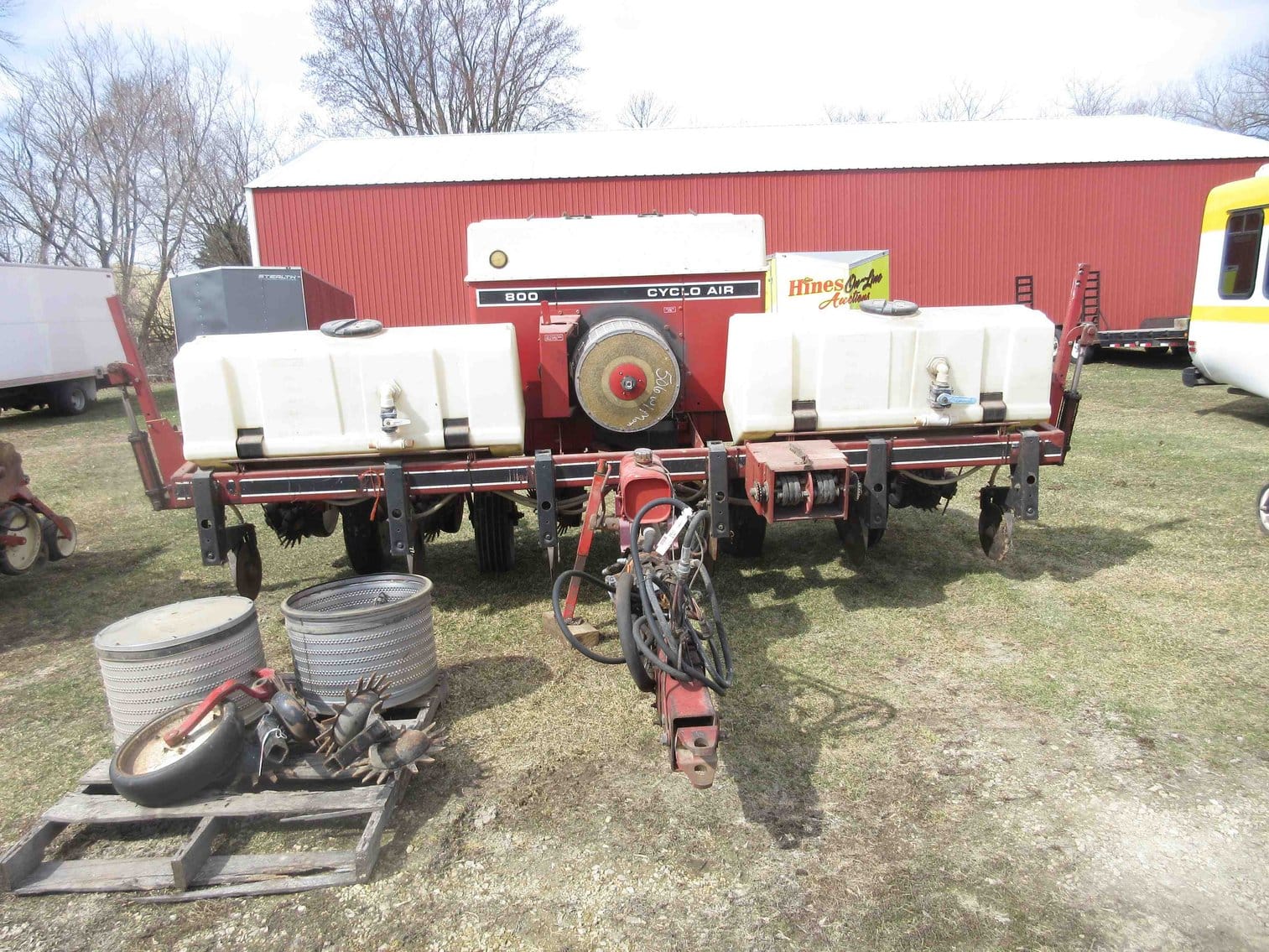 International Harvester 800 Equipment Image0