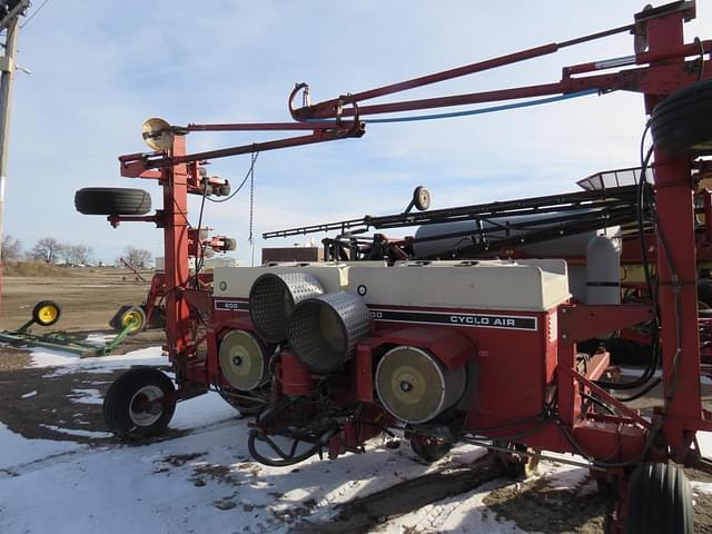 Image of International Harvester 800 Cyclo Air equipment image 1