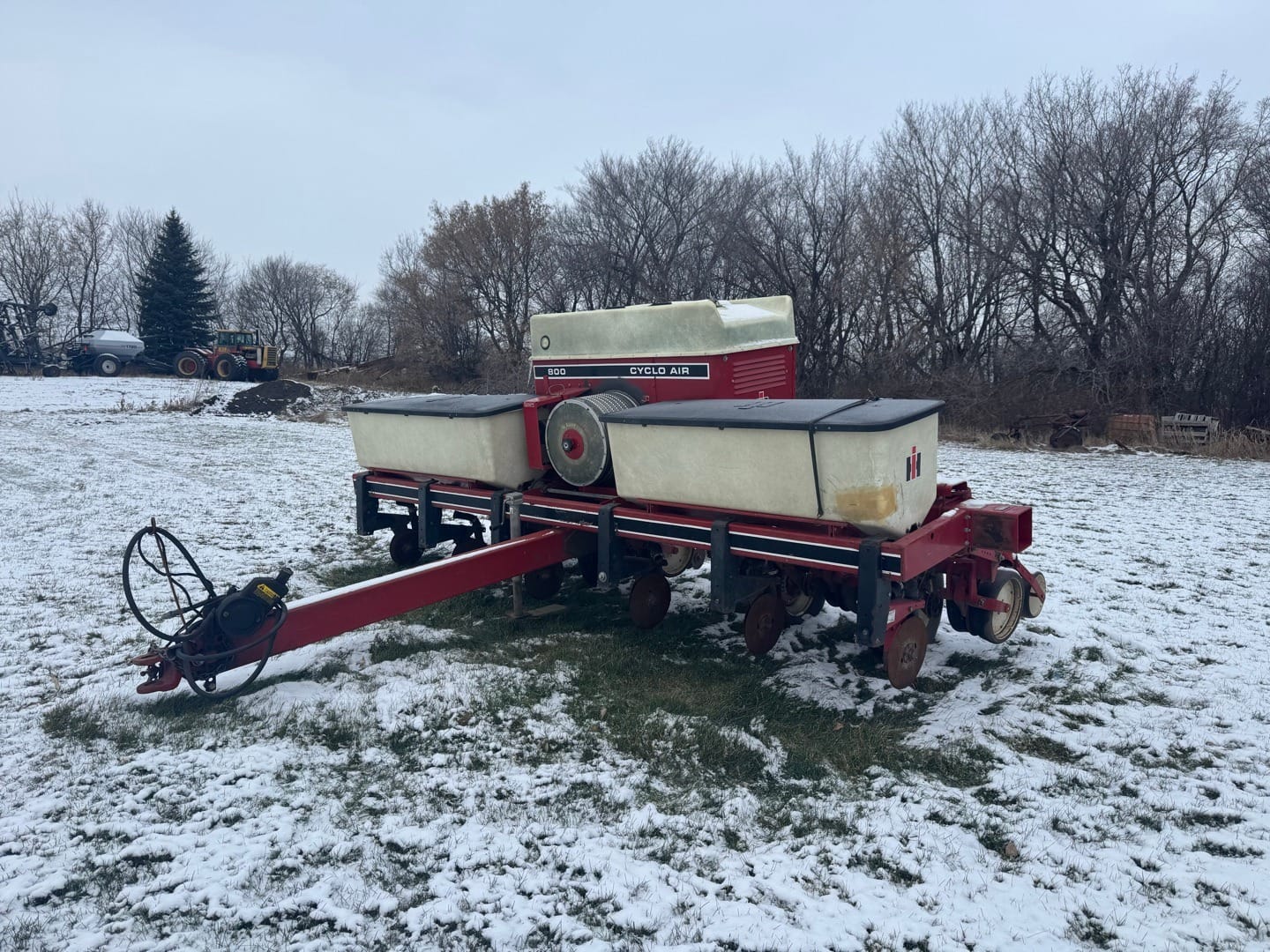 International Harvester 800 Cyclo Air Equipment Image0